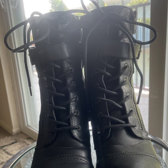 BLACK Vegan Leather BOOTS (7) - Picture 5 of 6